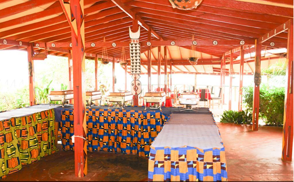 Afrikiko River Front Resort Akosombo Экстерьер фото